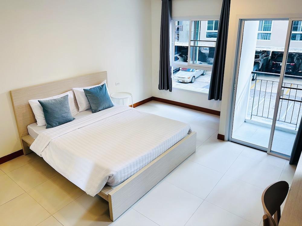 The Lodge at Min Residence