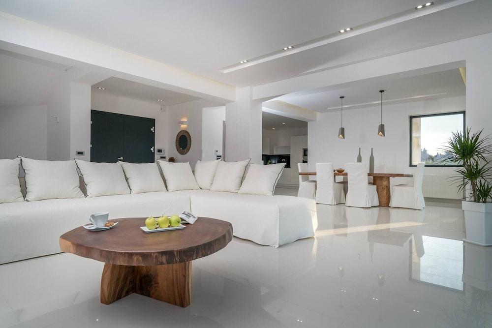 Bianca Luxury Villa - Private Pool