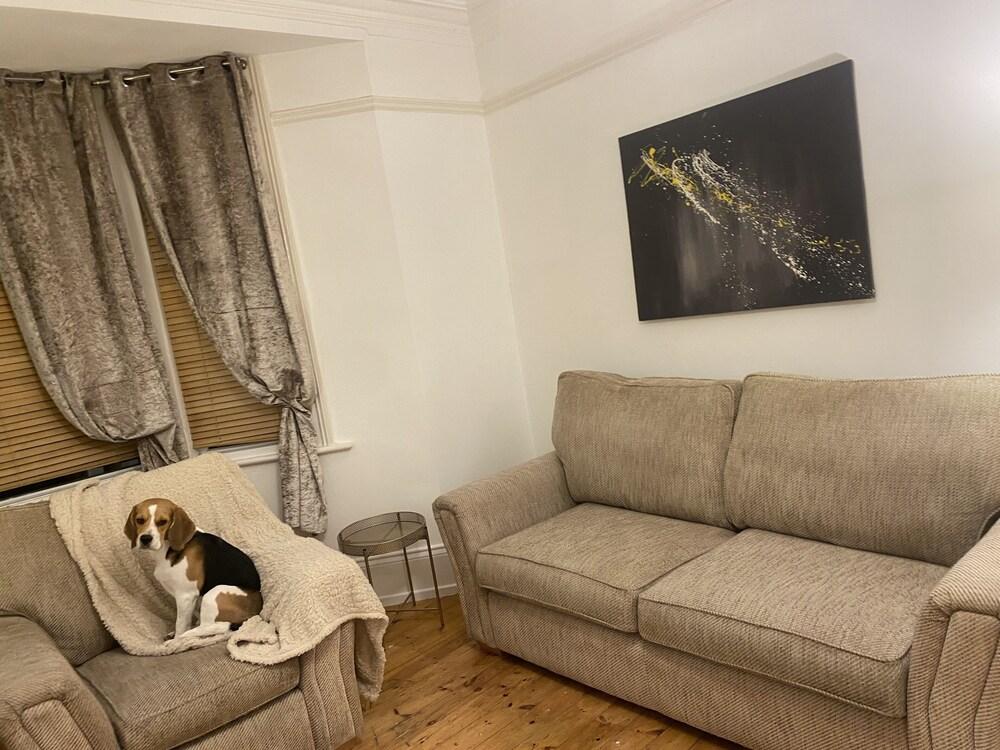 Stunning 2-bed Pet Friendly Apartment in Gateshead