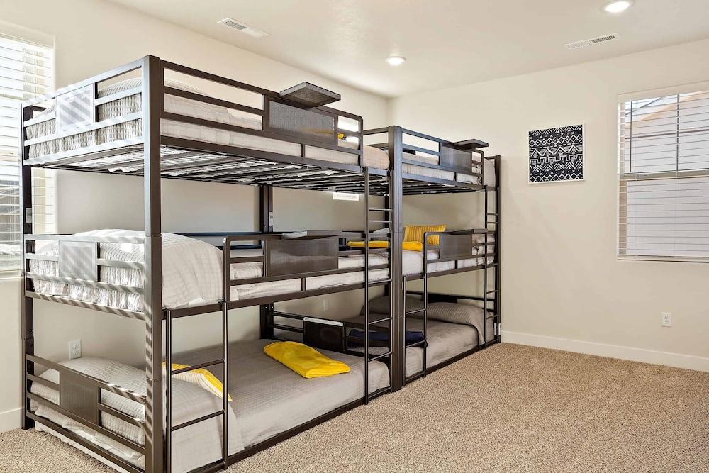 Yesterday's Escape 5 Bedroom Home