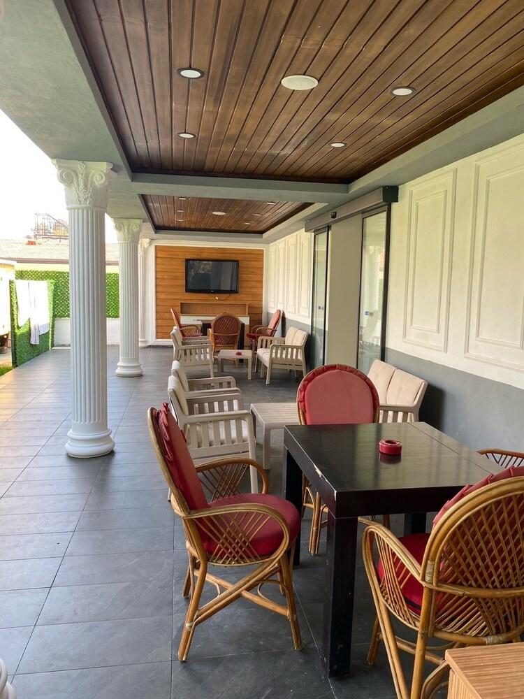 Hotel Rafael Restaurant