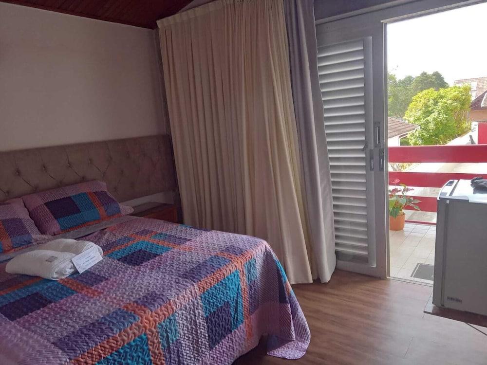 RECANTO VIRGINIA BRACELLI