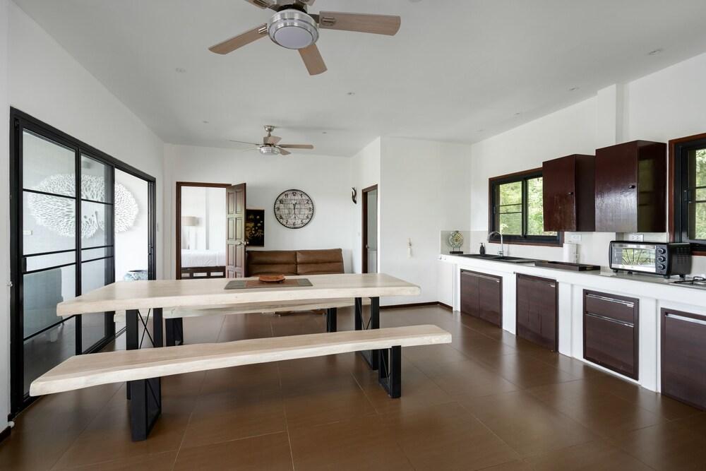 Stylish 3 Bedroom Pool Villa - KBR1