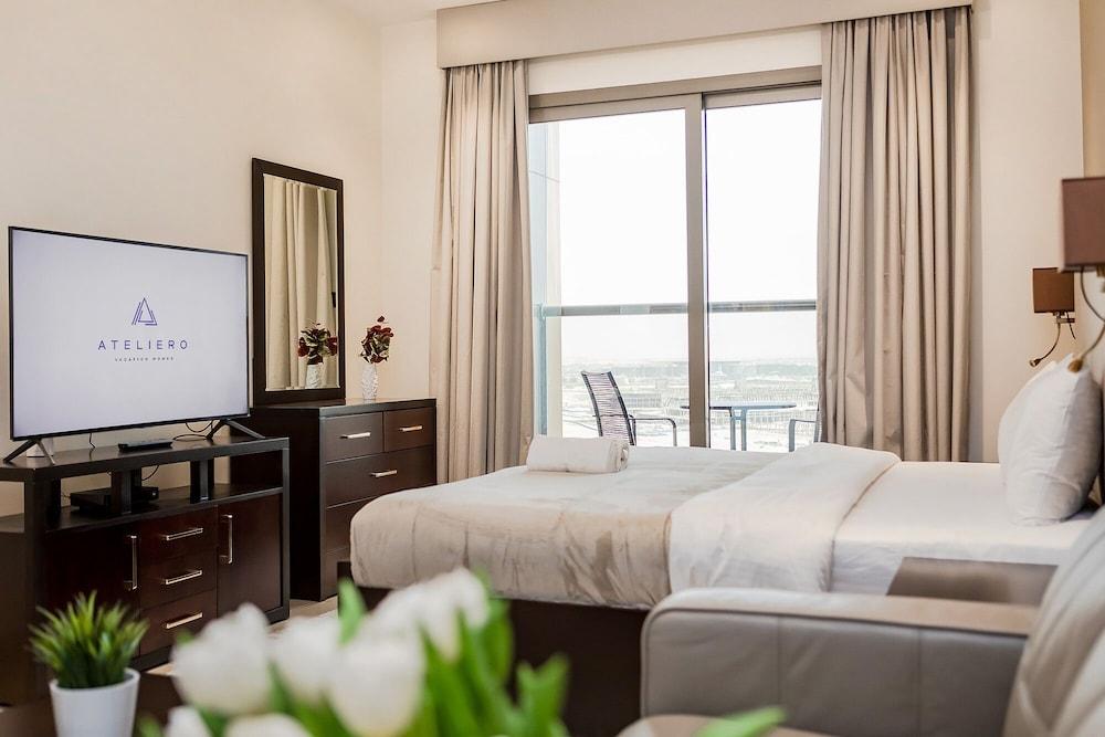 Elite Downtown Residence