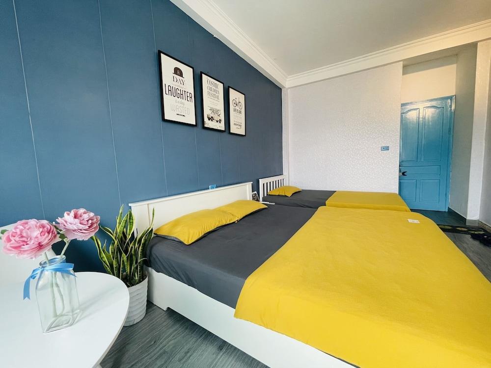 La Casa Homestay Ha Long