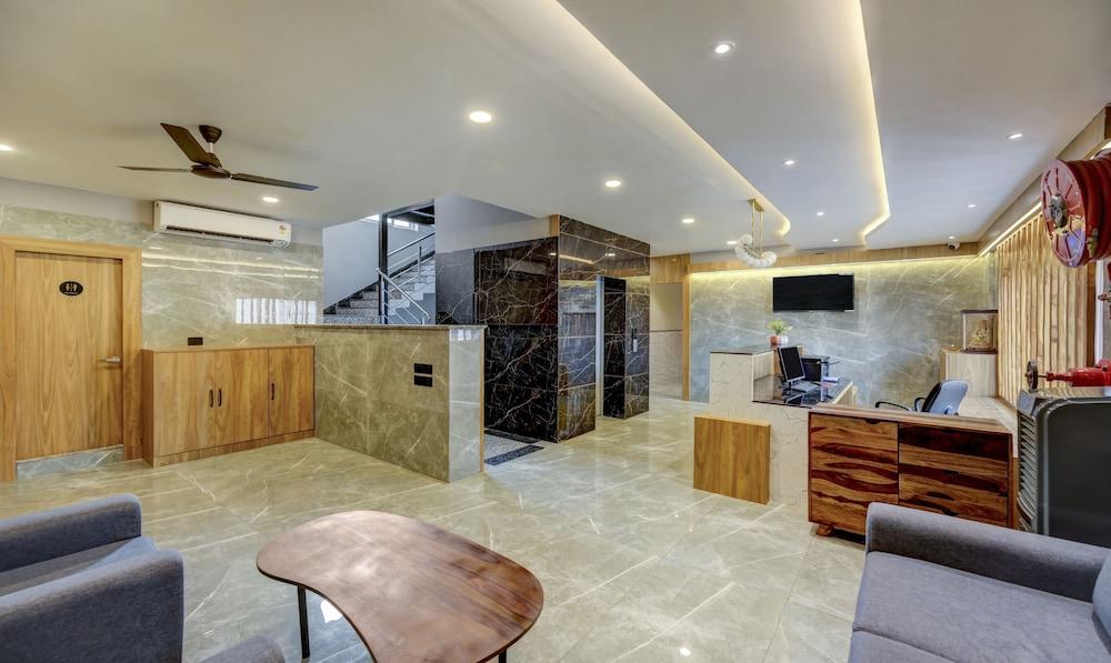 Treebo Aasma Downtown