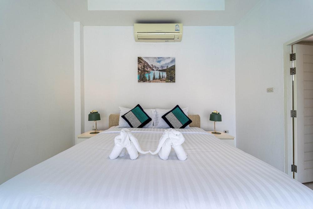 Modern Large 2 Bedroom Pool Villa - PV2