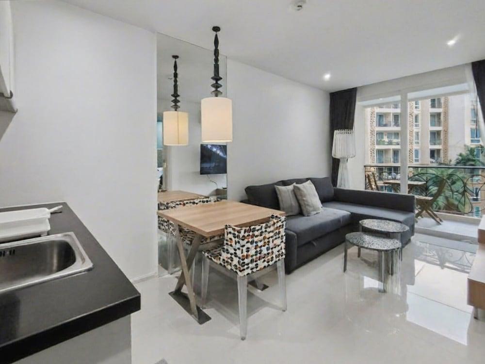 403c - 1 Bedroom Condo With Pool, Jomtien Beach