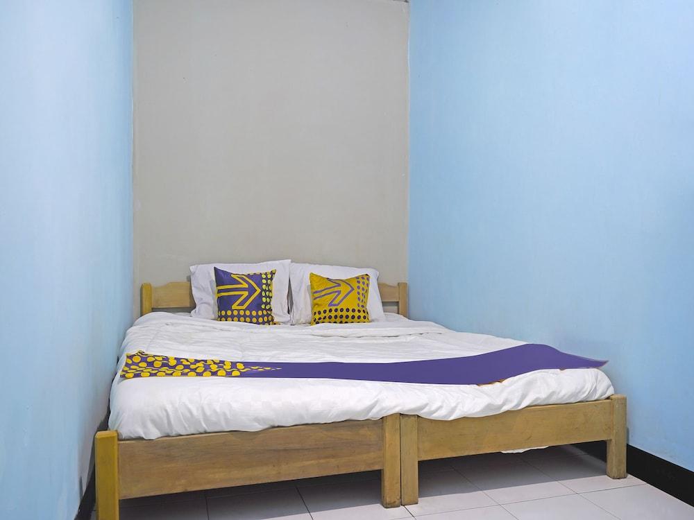 SPOT ON 91543 Pondok Denki 11