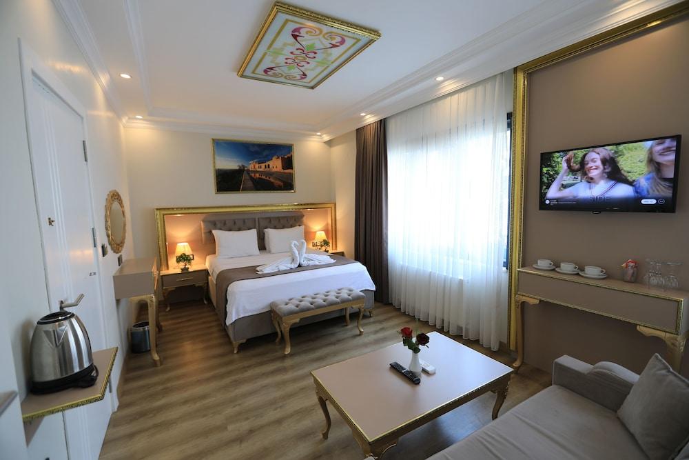 Blue Zerzevan Konak Hotel