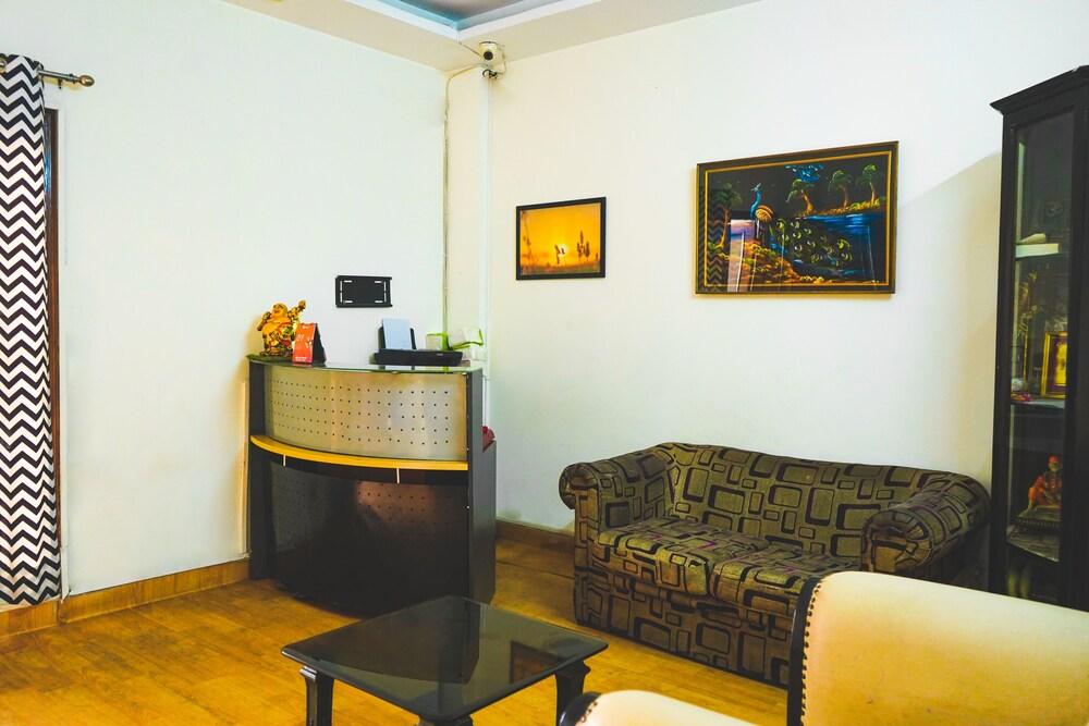 Roomshala 023 Delhi Heights