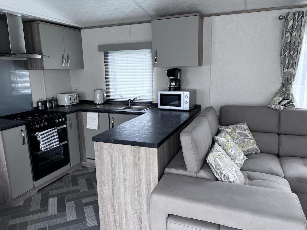 Fantastic Family 3-bed Static Caravan Cooper bea