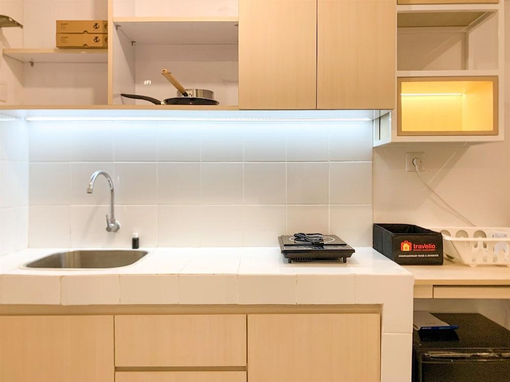 Modern Design Studio Apartment At Tokyo Riverside Pik 2