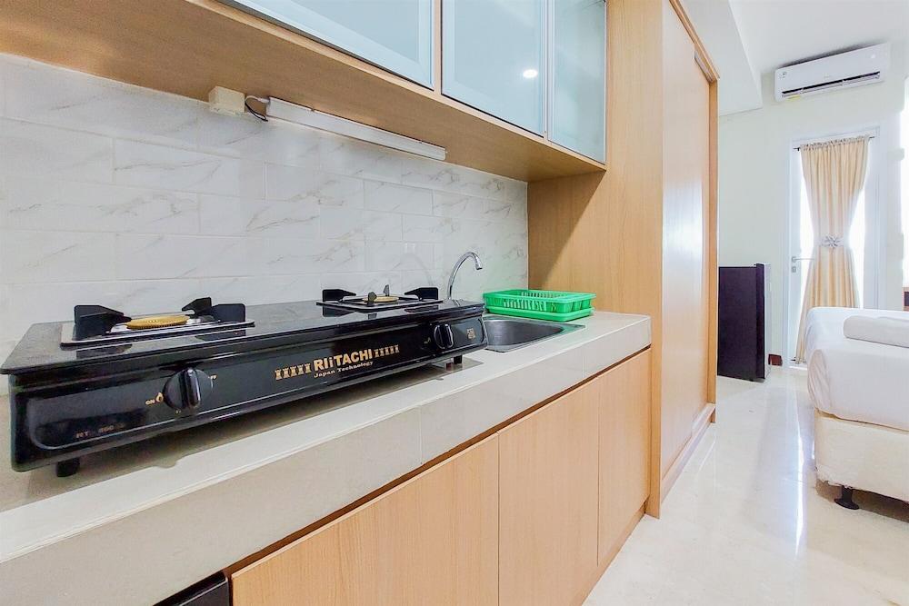 Great Choice And Cozy Studio Apartment B Residence