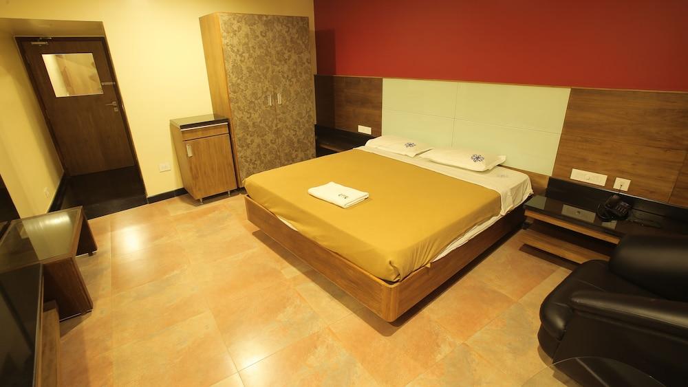 Hotel Vijayetha