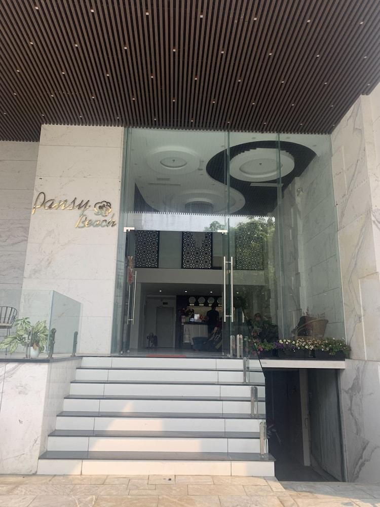 Pansy Beach Hotel