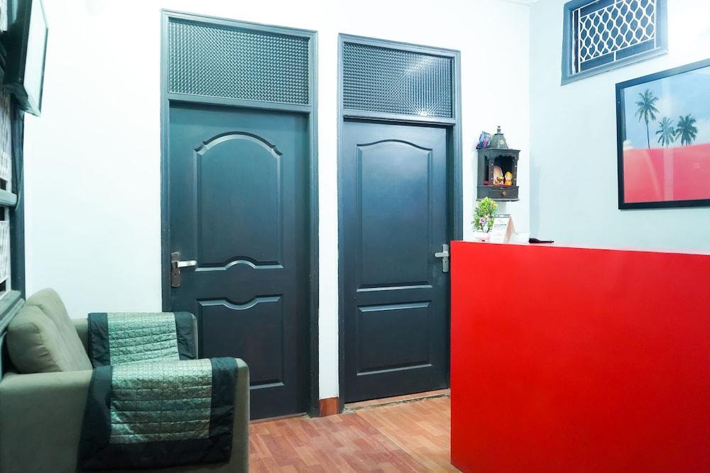 Roomshala 027 Prince Residency