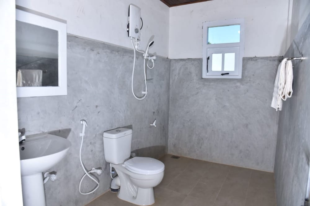 Red Lotus Holiday Resort