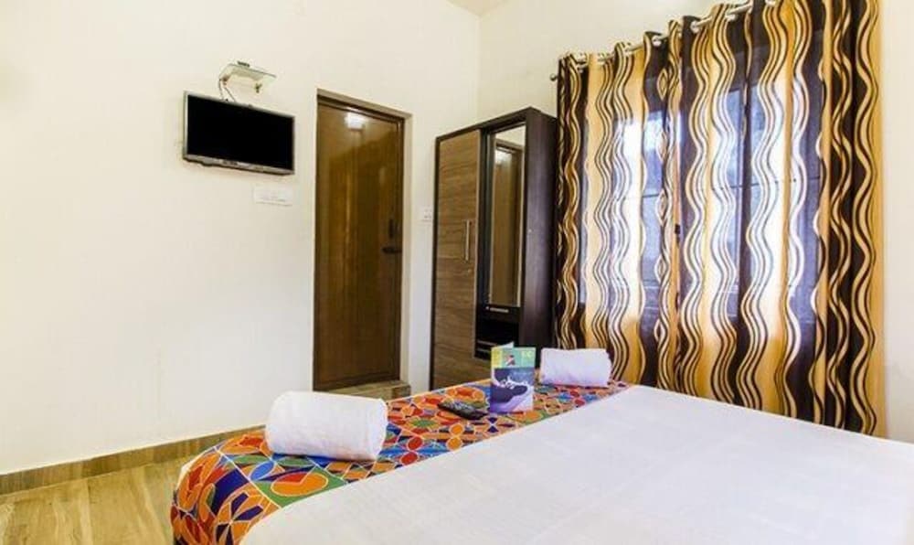 Fabexpress Grand Castle Hill Resorts