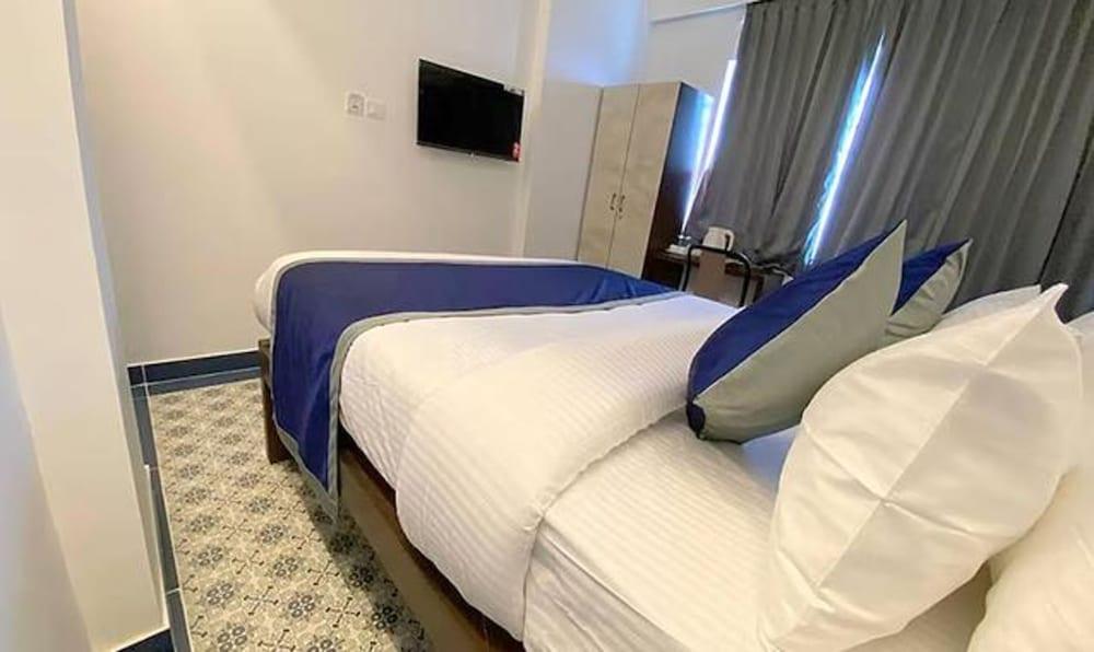 Fabexpress Felix Inn