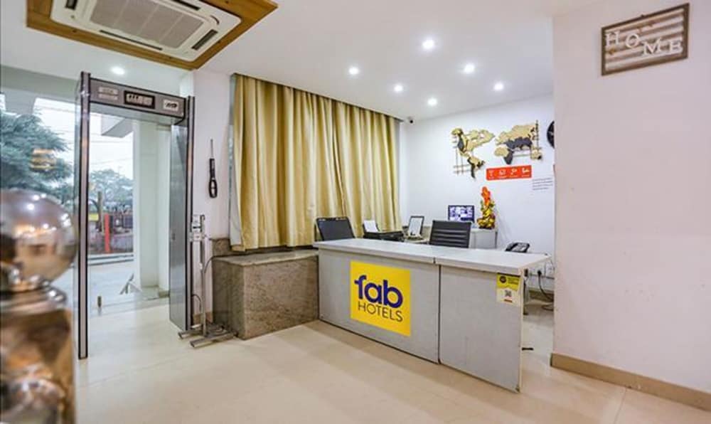 FabHotel Taj Home Stay
