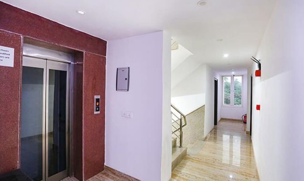 FabHotel Taj Home Stay