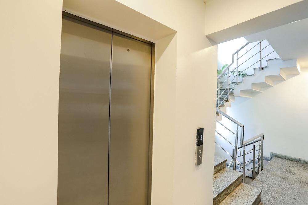 Fabexpress F9 Pitampura Inn