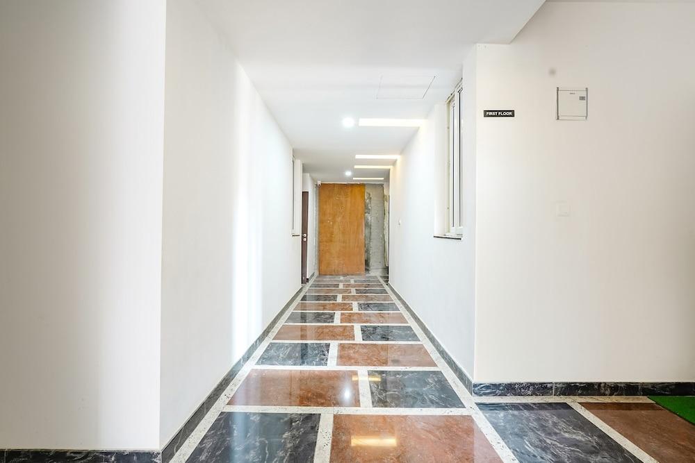 Fabhotel Om Residency