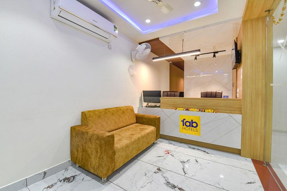 Fabhotel Prime Residency