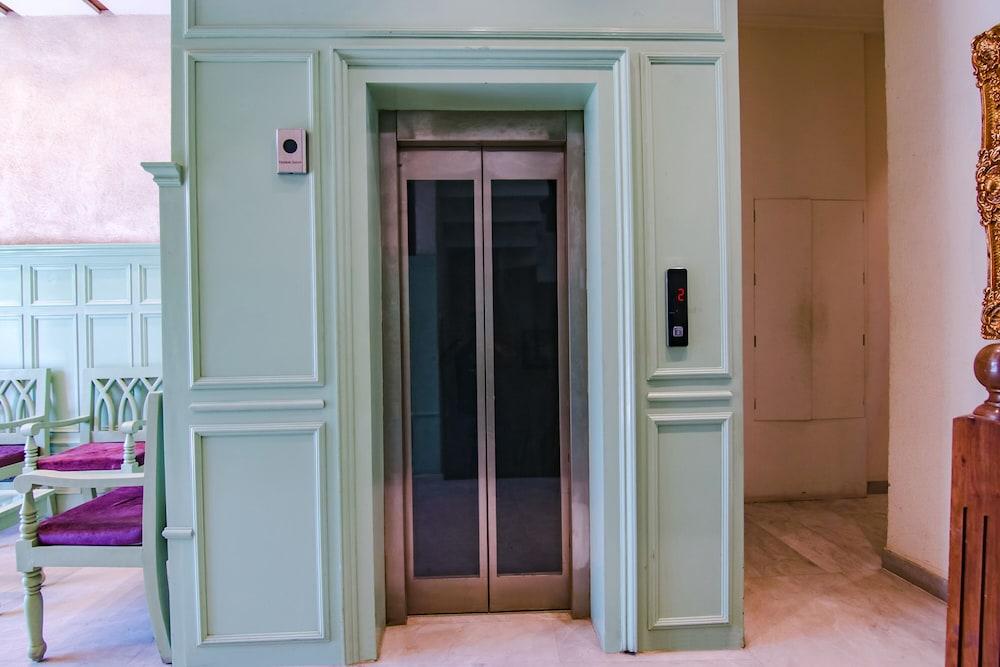 Fabhotel Sonachi Grand