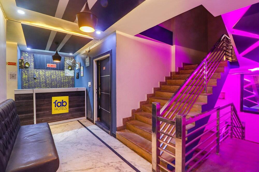 Fabhotel Townhouse Inn