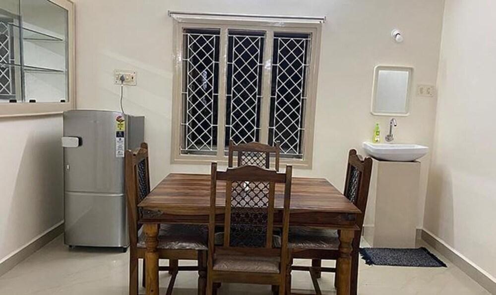 Fabexpress Sreenivasa Home Stay Ii