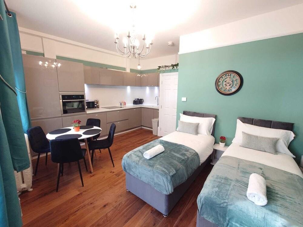 Modern Apartment Kings Cross