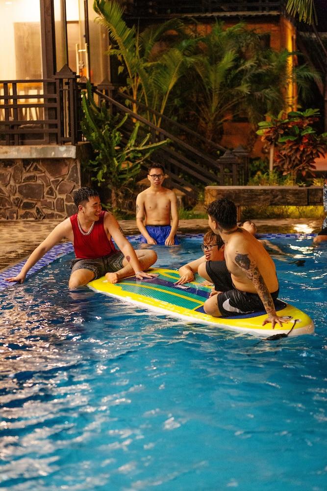 Mango Tree Homestay Cat Ba