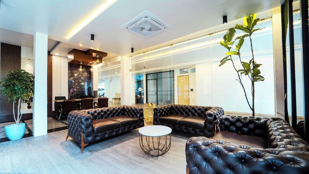 Treebo Kingsbury Fiesta Vellore