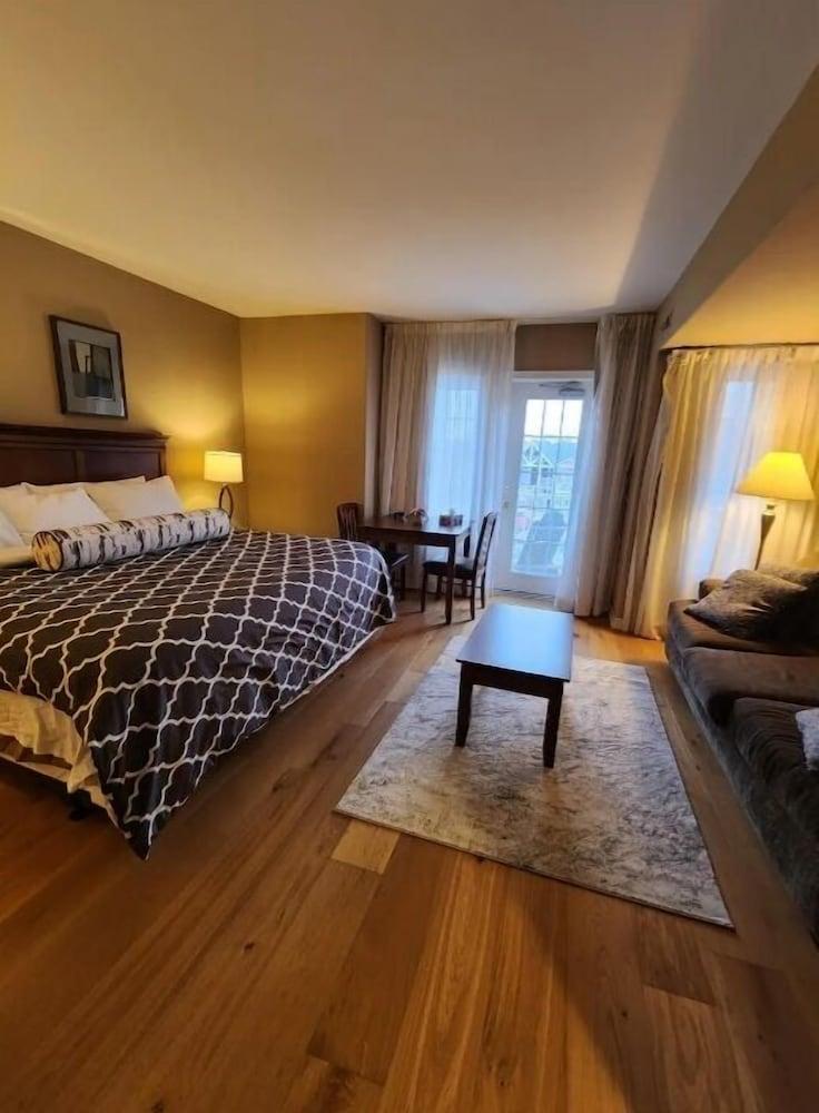 Luxury Cozy One Bedroom Studio