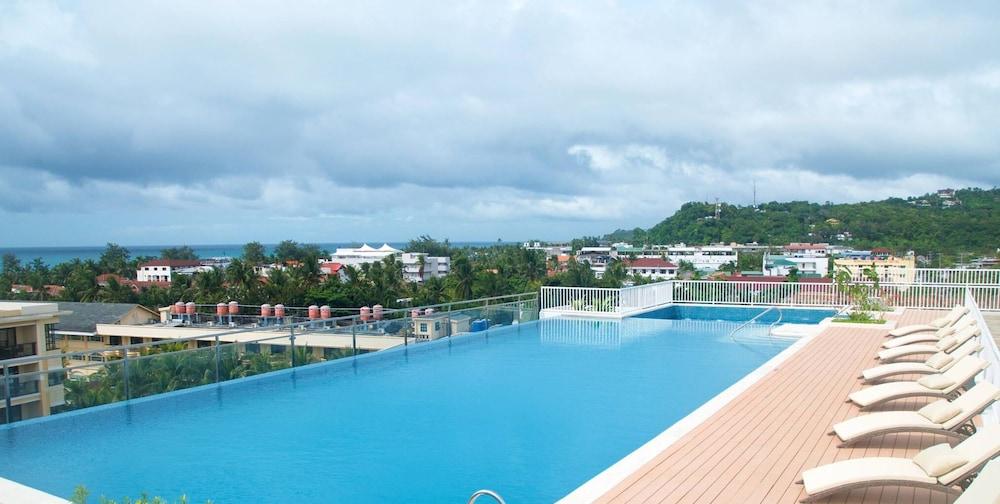 Azalea Hotel and Residence Boracay