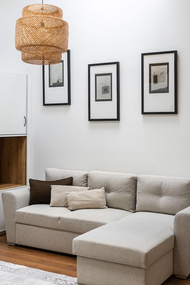 Venus Apartments - Opera II