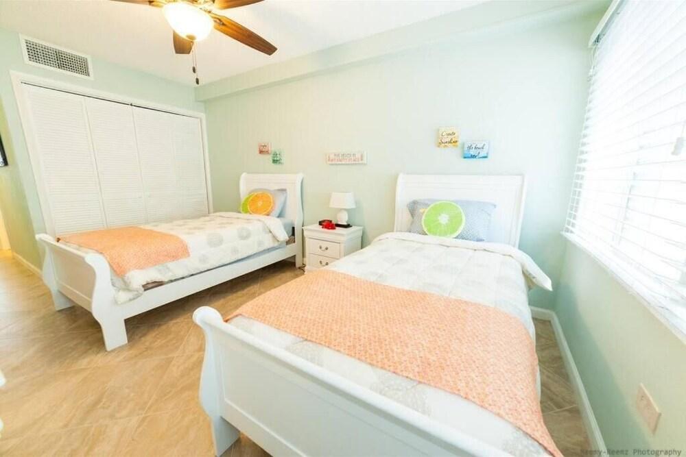 Gorgeous Ocean Views Bella Breeze