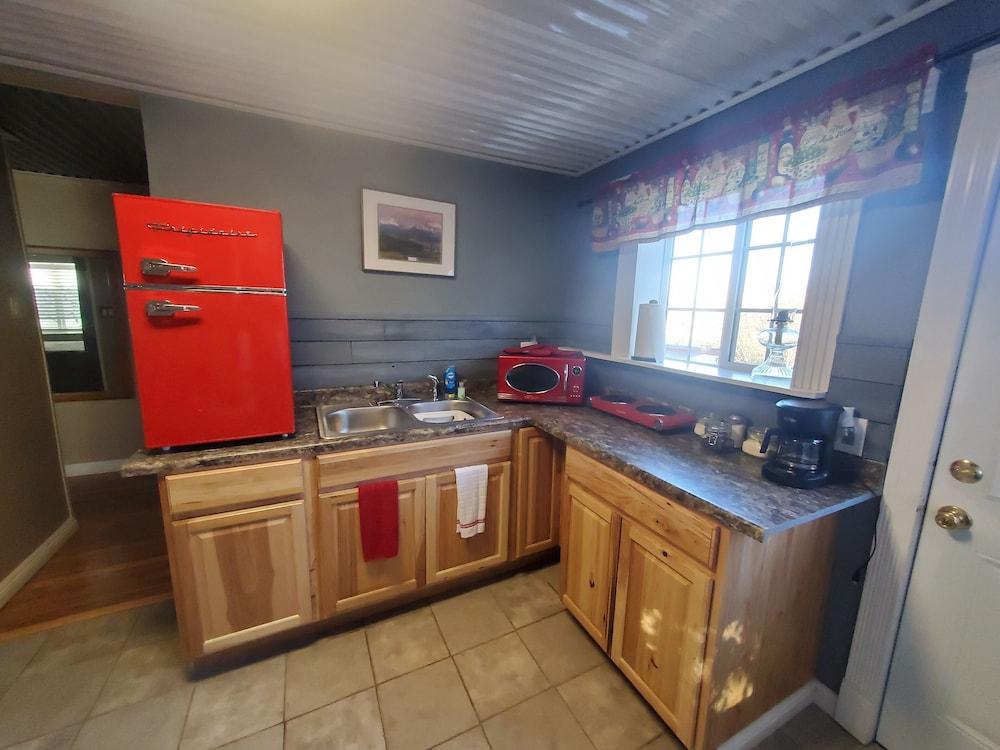 WELCOME TO VIGILANTE INN