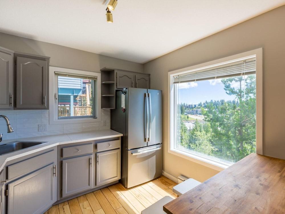 The Basecamp No Service Fees Mountain View