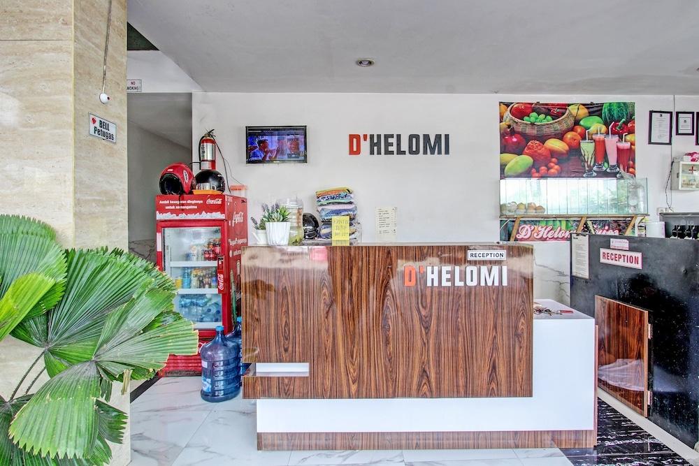 Collection O 90253 DHelomi