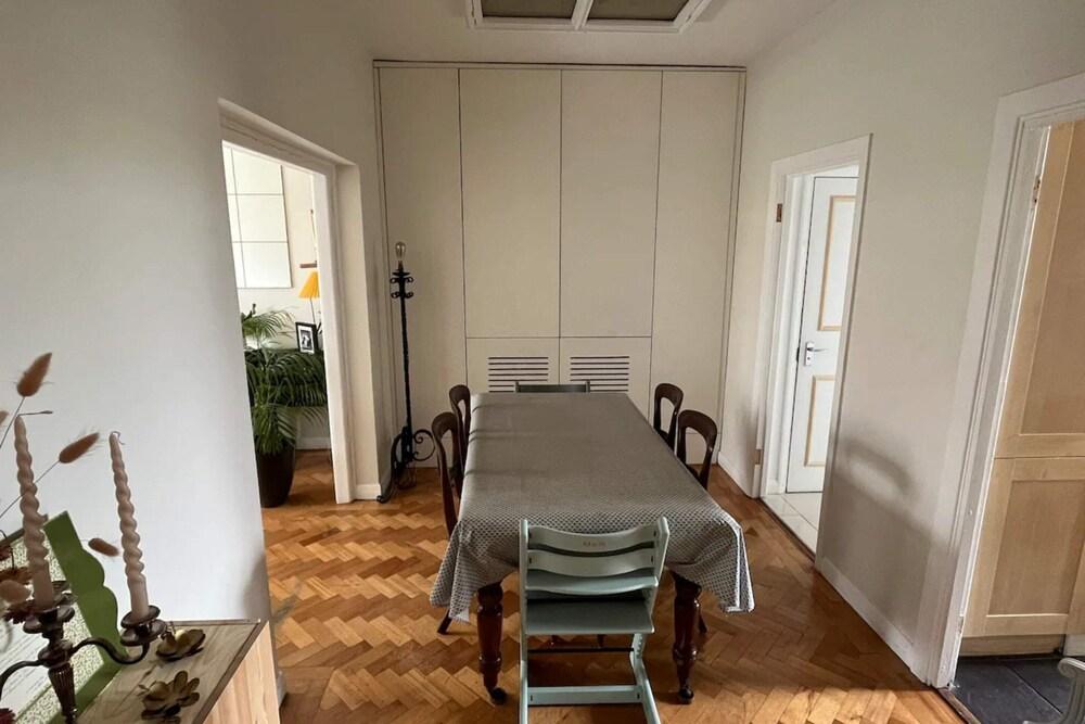 Family Friendly & Central 3BD Flat - Earls Court