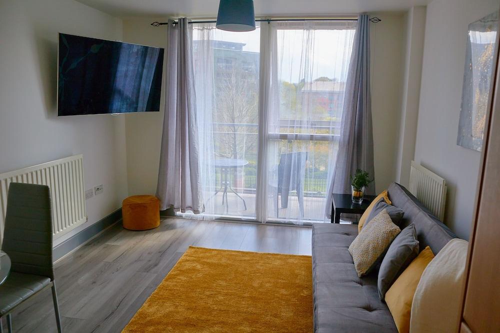 Birmingham City Centre Apartment