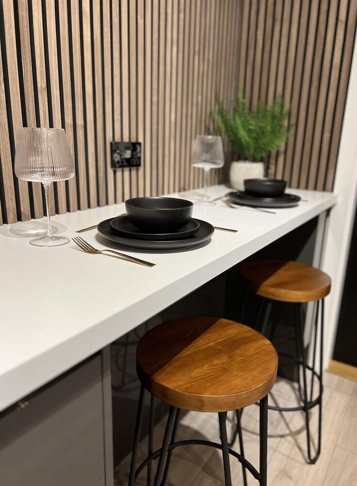 Wolf Inn Serviced Apartments