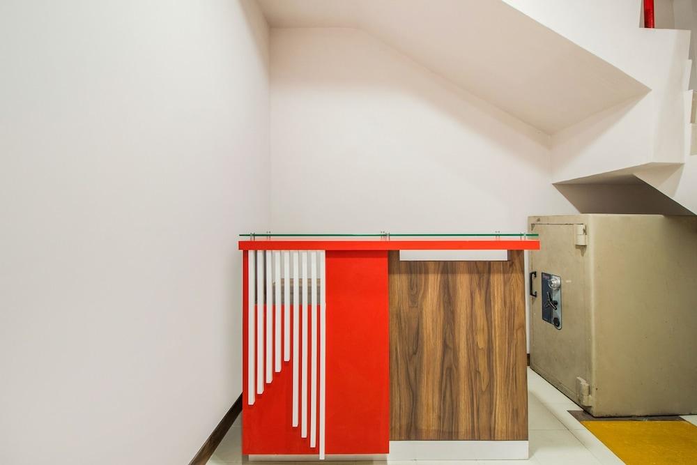 Collection O Kebon Jeruk Near Paskal 23 Formerly Sentral Paskal