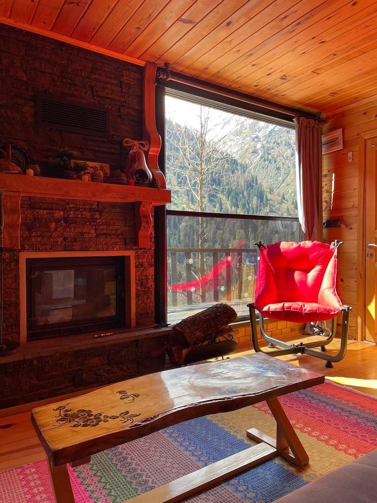 Ayder Alinoğlu Bungalov