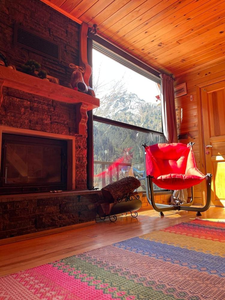 Ayder Alinoğlu Bungalov