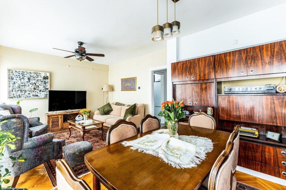 Exquisite Flat Near Moda Coast in Kadikoy