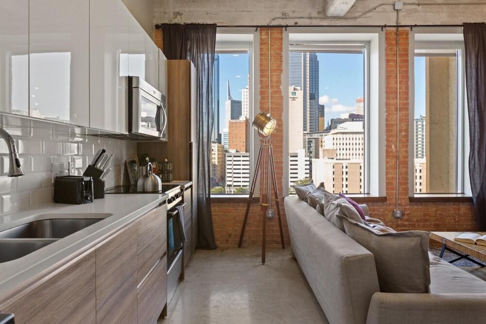 Convention Center Contactless 2 Bedroom